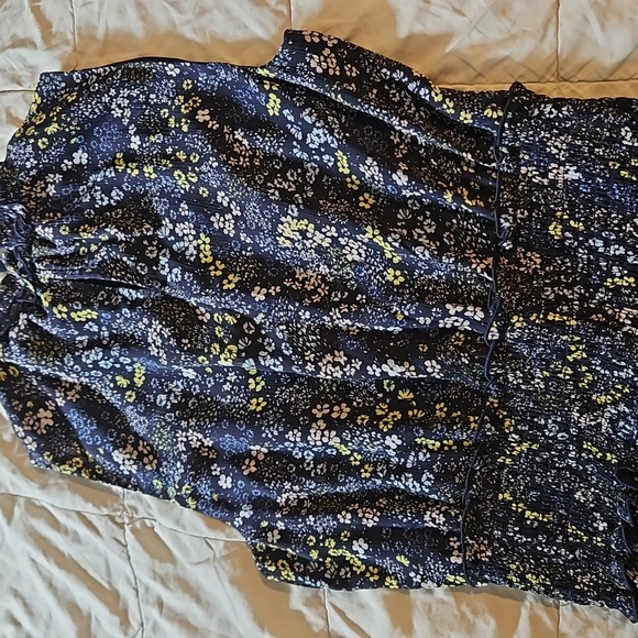 Dress - Picture 3 of 4